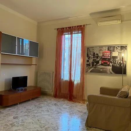 Station Howme בארי